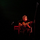 1-acousticguitaristoftheyear